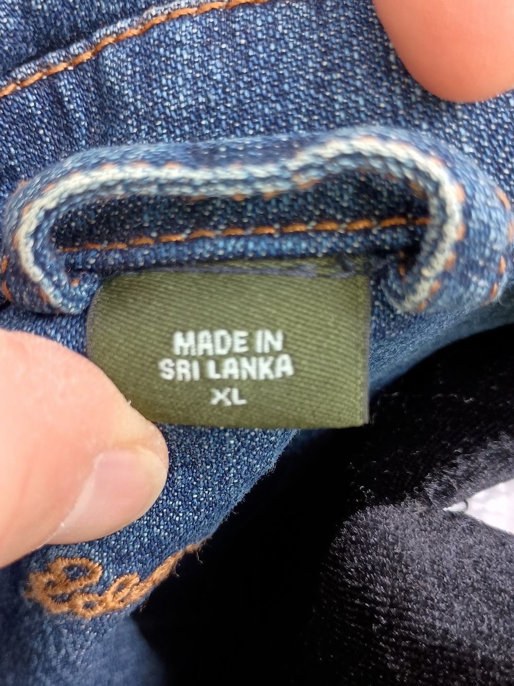 Eddie Bauer Classic Blue Denim Jacket - Picture 5 of 6
